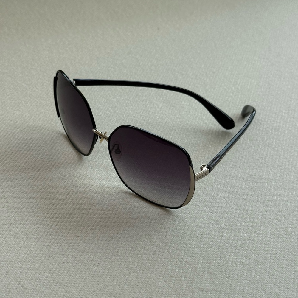 Marc Jacobs Oversized Black Sunglasses